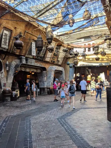 Black Spire Marketplace in Galaxy's Edge