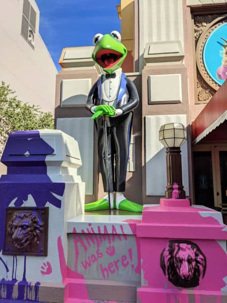 Kermit the Frog Statue on Grand Avenue in Hollywood Studios