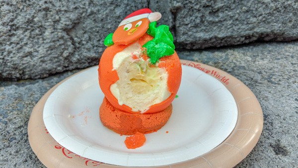 An Orange Bird Christmas, interior of treat