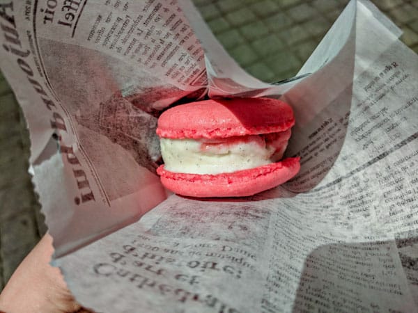 Epcot Macaron Ice Cream Sandwich-a great snack when eating cheap at Disney World