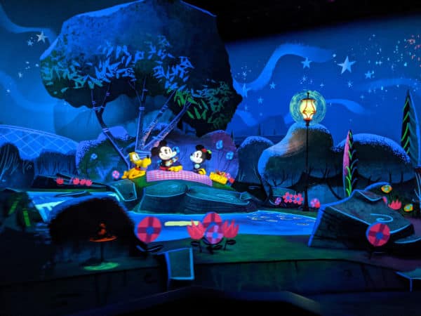 Mickey and Minnie's Runaway Railway ride image