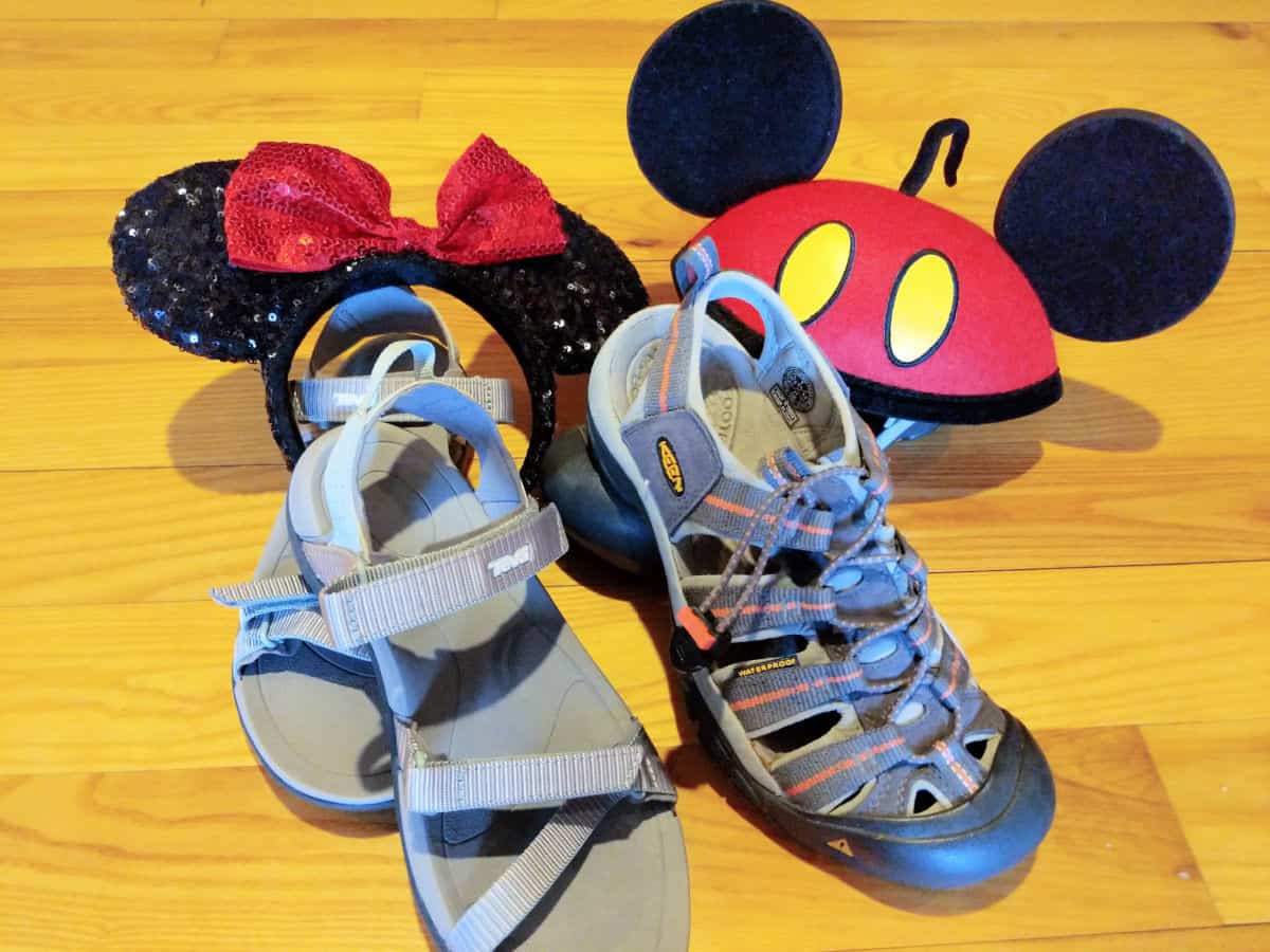 Complete Guide to the Best Shoes for Disney World 2022