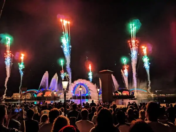 Harmonious fireworks at Epcot